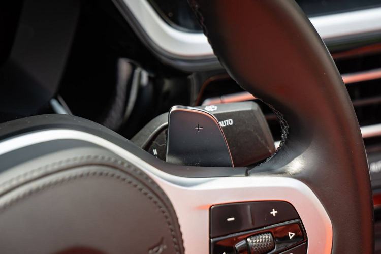 Used BMW Z4 2022 M40i M Sport Performance Edition Interior 5