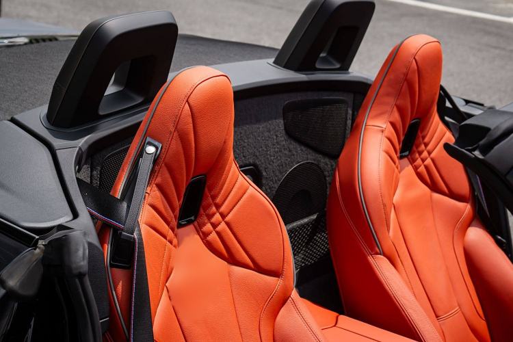 Used BMW Z4 2022 M40i M Sport Performance Edition Interior 9