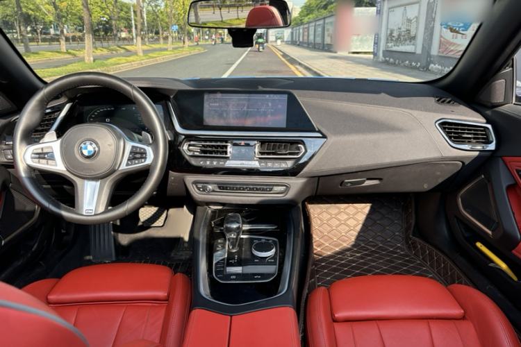 Used BMW Z4 2019 sDrive 25i M Sport Package Interior 1