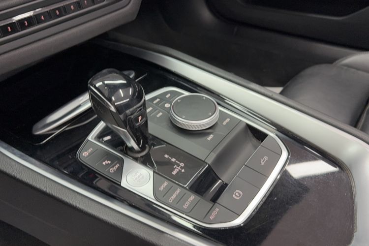 Used BMW Z4 2019 sDrive 25i M Sport Package Interior 4