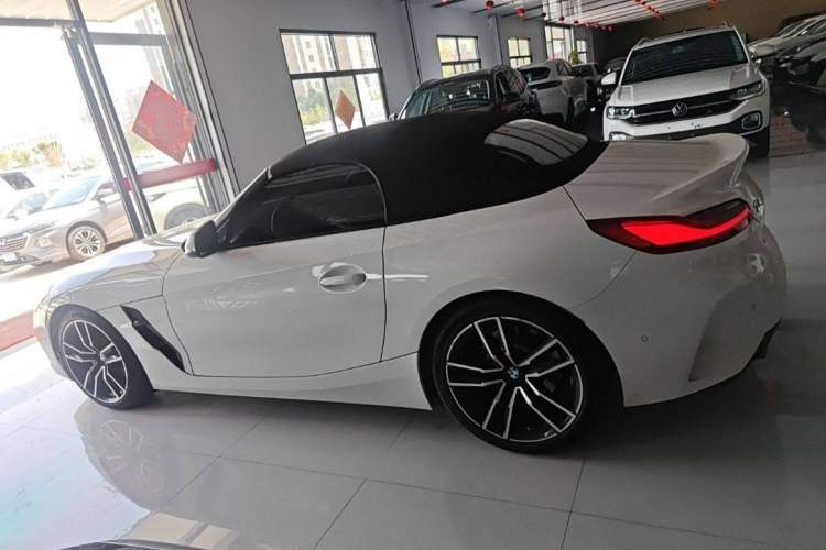 Used BMW Z4 2019 sDrive 25i M Sport Package Exterior 3