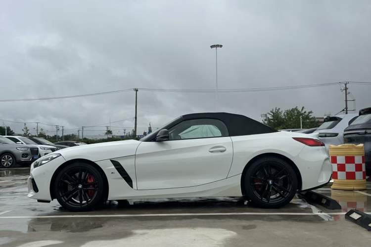 Used BMW Z4 2019 sDrive 25i M Sport Night Edition package Exterior 4