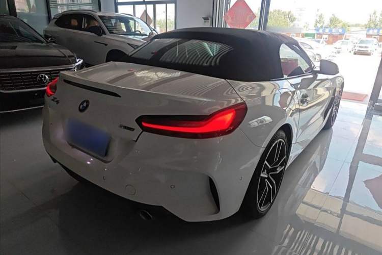 Used BMW Z4 2019 sDrive 25i M Sport Package Exterior 5