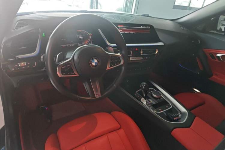 Used BMW Z4 2019 sDrive 25i M Sport Package Interior 1