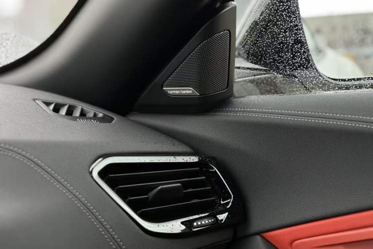 Used BMW Z4 2019 sDrive 25i M Sport Night Edition package Interior 8