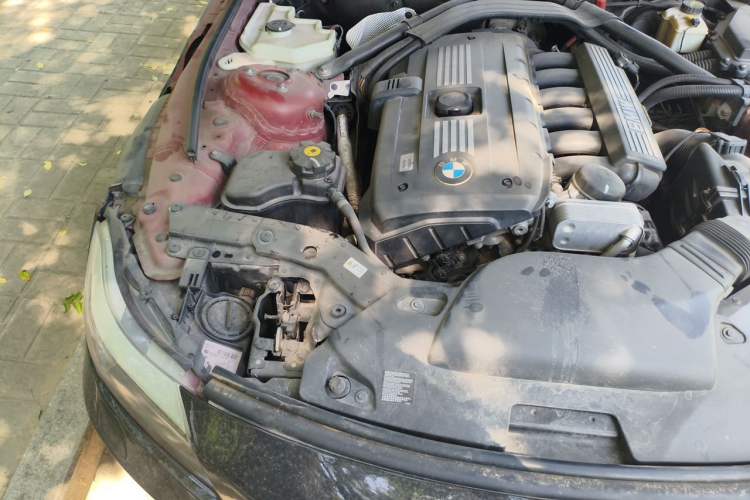 Used BMW Z4 2009 sDrive23i Leading Model Engine Bay Right