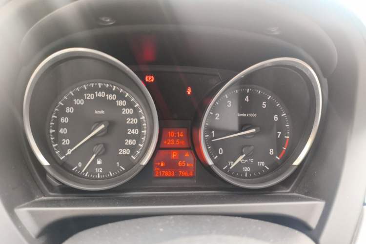 Used BMW Z4 2009 sDrive23i Leading Model Instrument Cluster