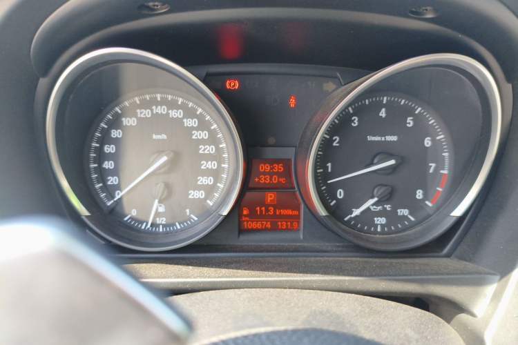 Used BMW Z4 2009 sDrive23i Leading Model Instrument Cluster