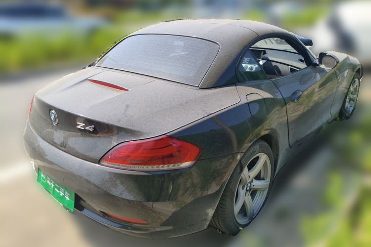 Used BMW Z4 2009 sDrive23i Leading Model Rear Right 45 Deg