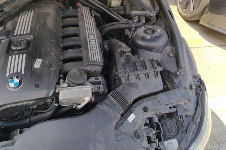 Used BMW Z4 2009 sDrive23i Leading Model Engine Bay Left