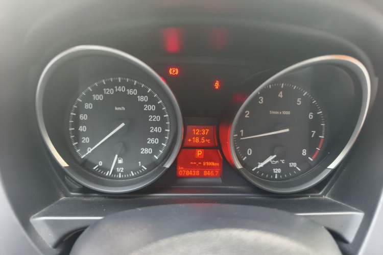 Used BMW Z4 2009 sDrive23i Leading Model Instrument Cluster