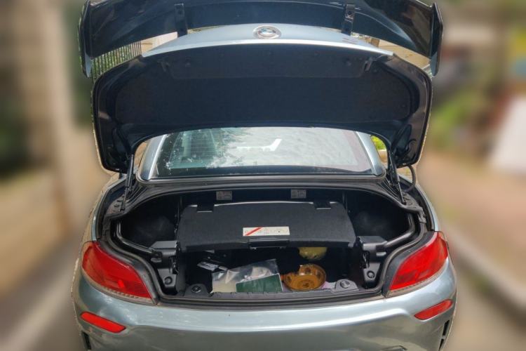 Used BMW Z4 2009 sDrive23i Leading Model Trunk