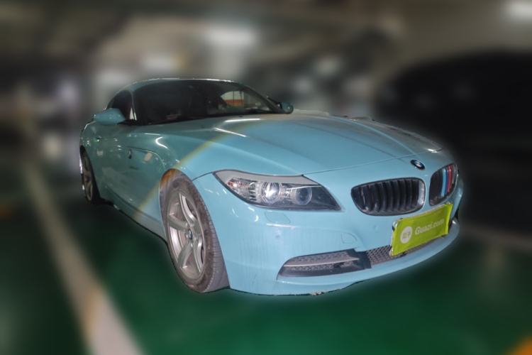 Used BMW Z4 2009 sDrive23i Leading Model Front Right 45 Deg