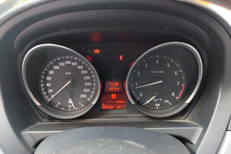 Used BMW Z4 2009 sDrive23i Leading Model Instrument Cluster