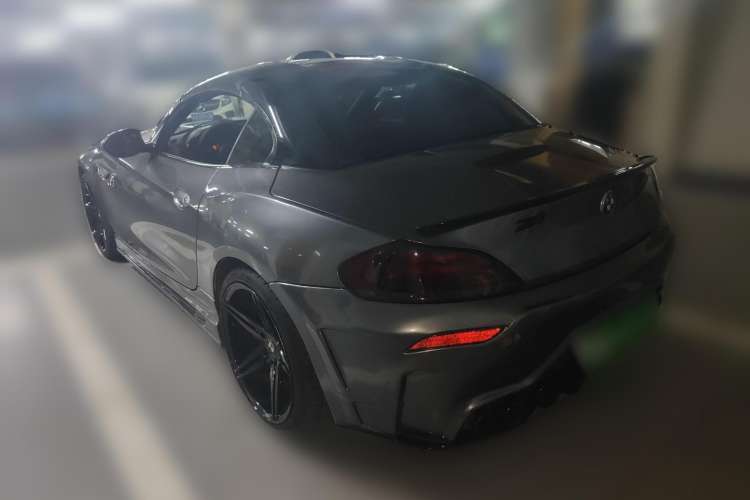 Used BMW Z4 2009 sDrive23i Leading Model Rear Left 45 Deg