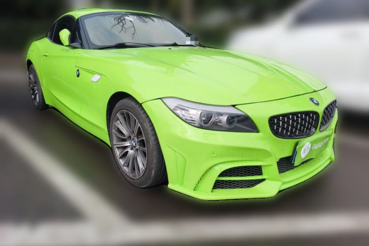Used BMW Z4 2009 sDrive23i Leading Model Front Right 45 Deg