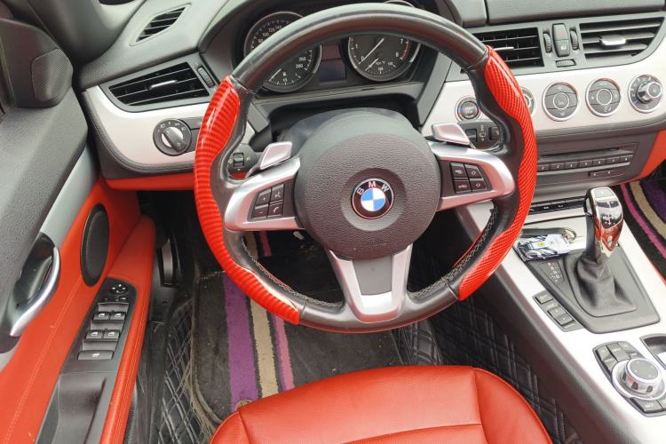 Used BMW Z4 2009 sDrive23i Leading Model Steering Wheel