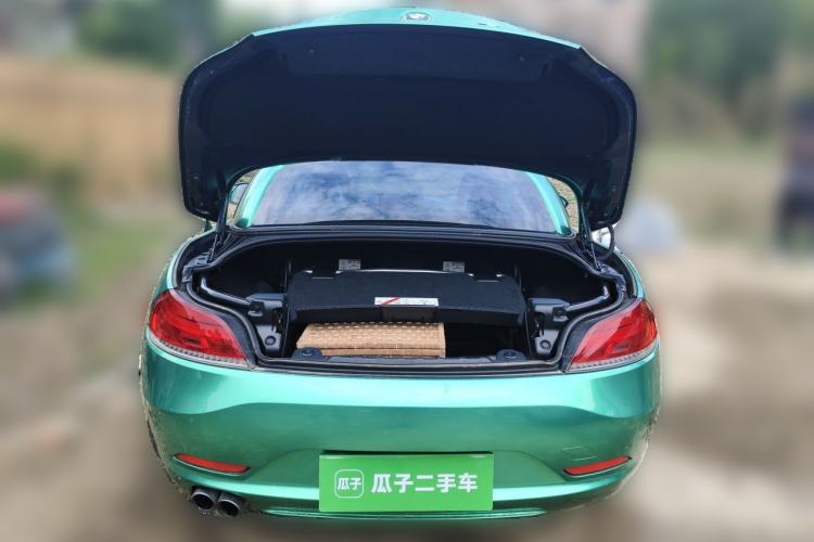 Used BMW Z4 2009 sDrive23i Leading Model Trunk