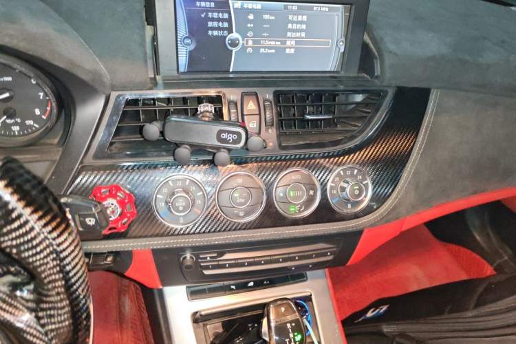 Used BMW Z4 2009 sDrive23i Leading Model Audio And AC Panel