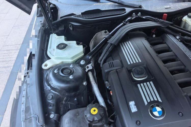 Used BMW Z4 2009 sDrive23i Leading Model Engine Bay Right