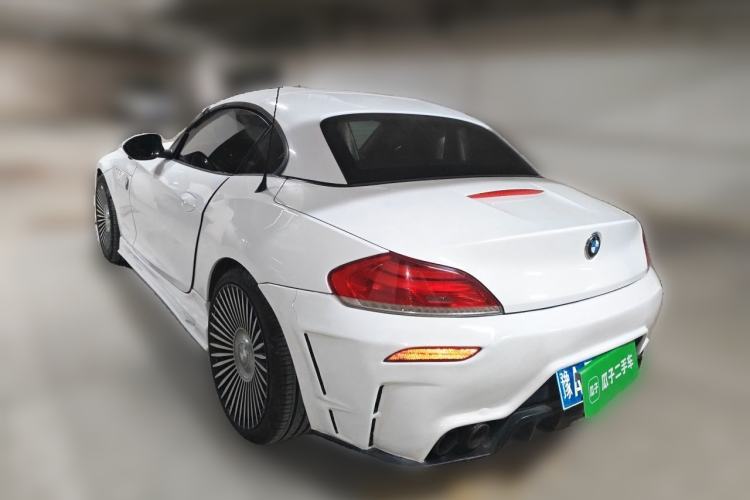 Used BMW Z4 2009 sDrive23i Leading Model Rear Left 45 Deg