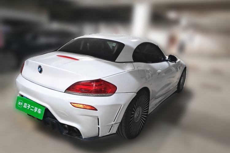 Used BMW Z4 2009 sDrive23i Leading Model Rear Right 45 Deg