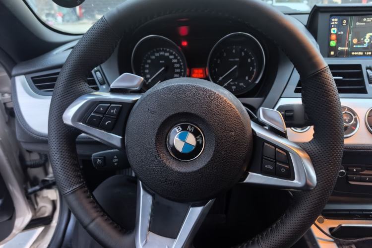 Used BMW Z4 2009 sDrive23i Leading Model Steering Wheel