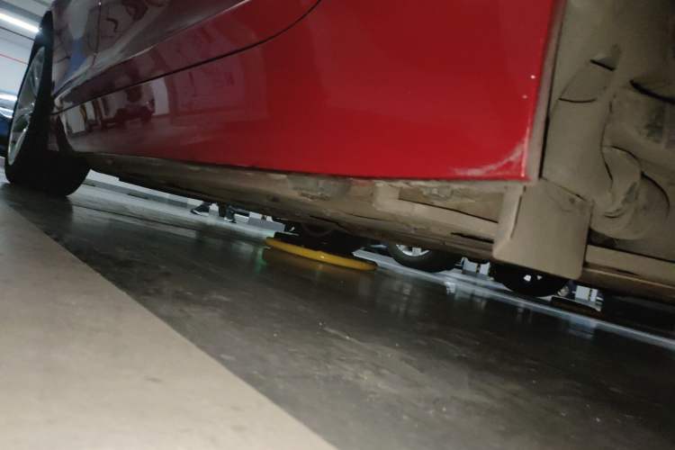 Used BMW Z4 2009 sDrive23i Leading Model Chassis Rear Left