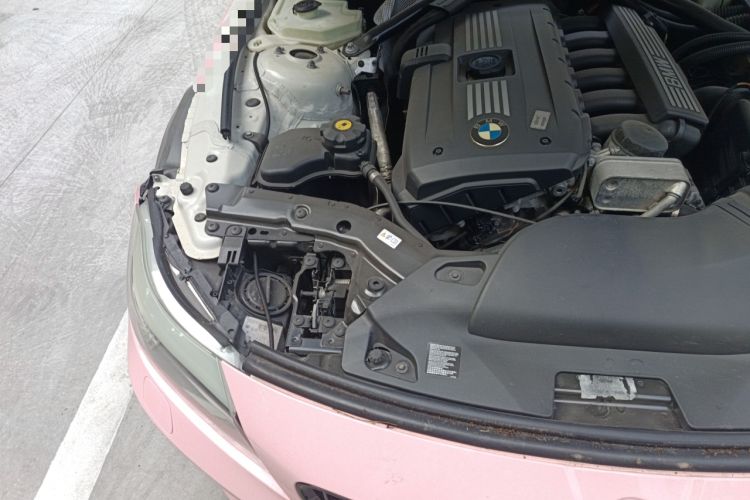 Used BMW Z4 2009 sDrive23i Leading Model Engine Bay Right