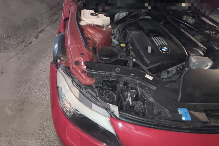 Used BMW Z4 2009 sDrive23i Leading Model Engine Bay Right