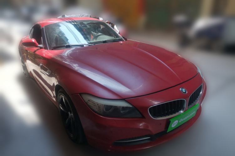 Used BMW Z4 2009 sDrive23i Leading Model Front Right 45 Deg