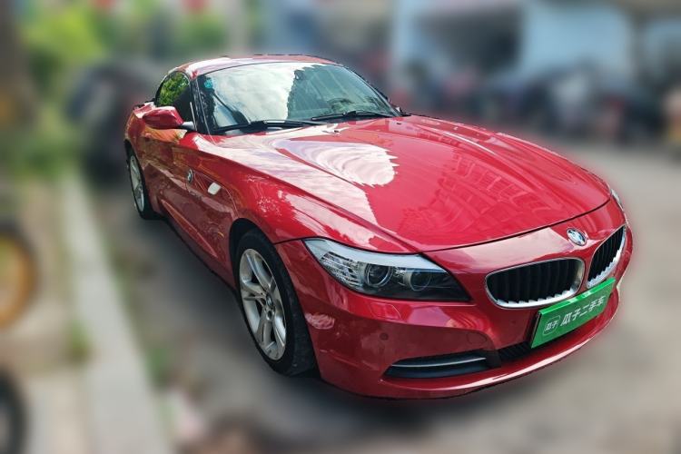 Used BMW Z4 2009 sDrive23i Leading Model Front Right 45 Deg