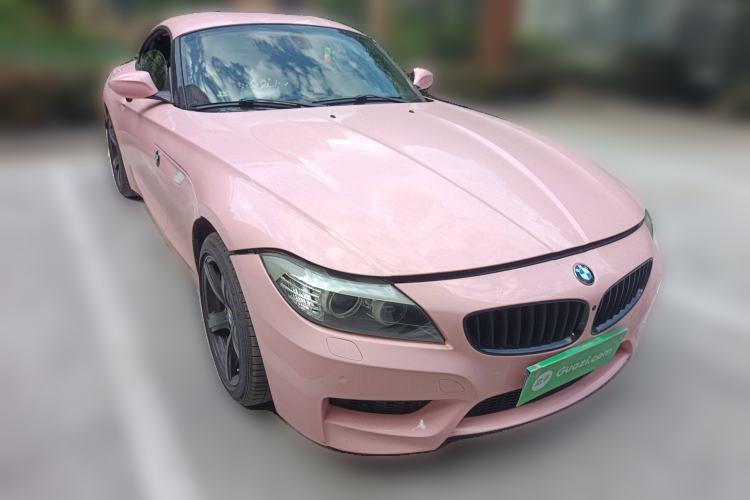 Used BMW Z4 2009 sDrive23i Leading Model Front Right 45 Deg
