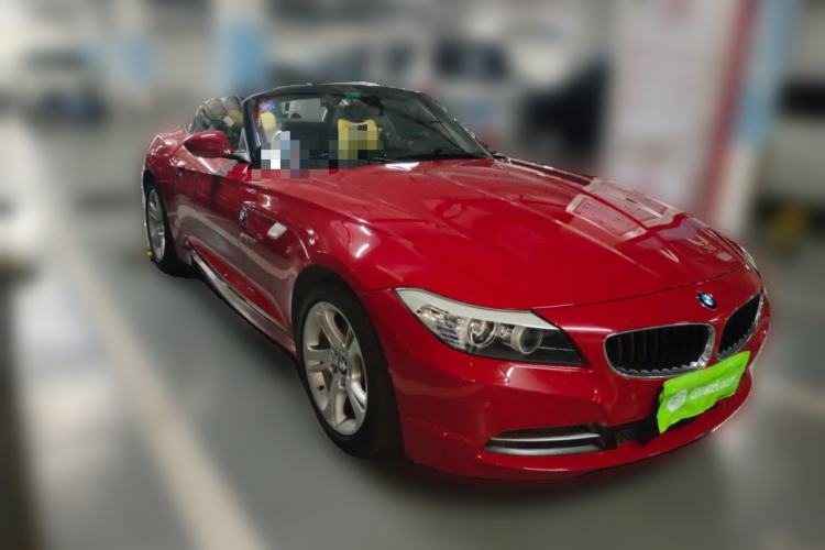 Used BMW Z4 2009 sDrive23i Leading Model Front Right 45 Deg