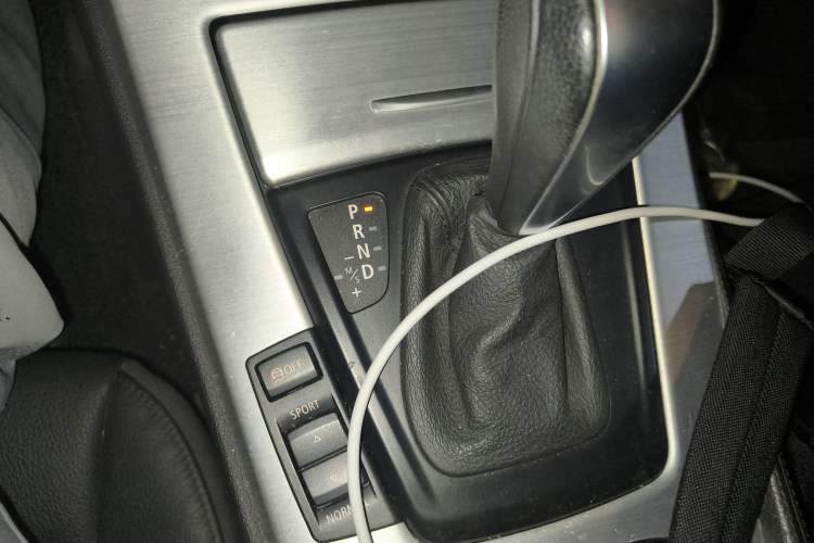 Used BMW Z4 2009 sDrive23i Leading Model Gear Lever