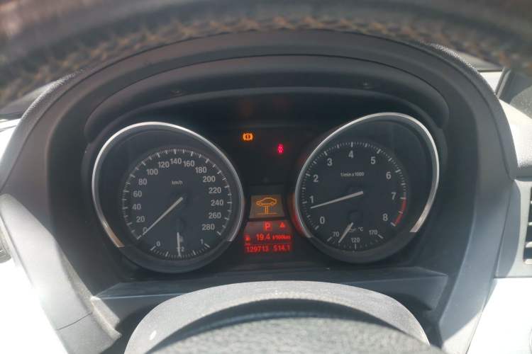 Used BMW Z4 2009 sDrive23i Leading Model Instrument Cluster