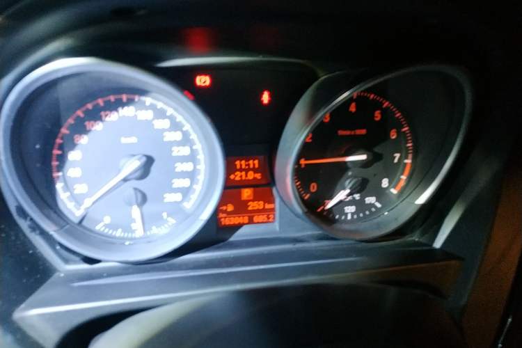 Used BMW Z4 2009 sDrive30i Sport Edition Instrument Cluster