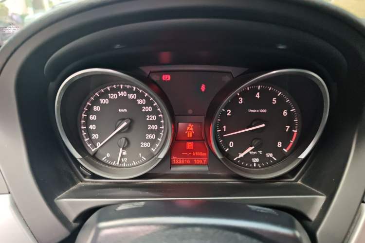 Used BMW Z4 2009 sDrive23i Leading Model Instrument Cluster