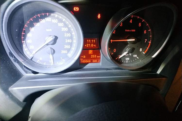 Used BMW Z4 2009 sDrive30i Sport Edition Odometer Close Up
