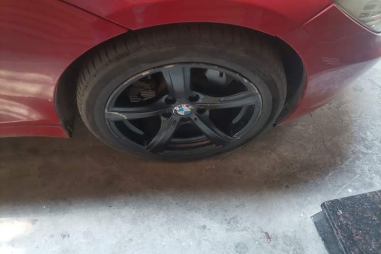 Used BMW Z4 2009 sDrive23i Leading Model Right Front Wheel Hub