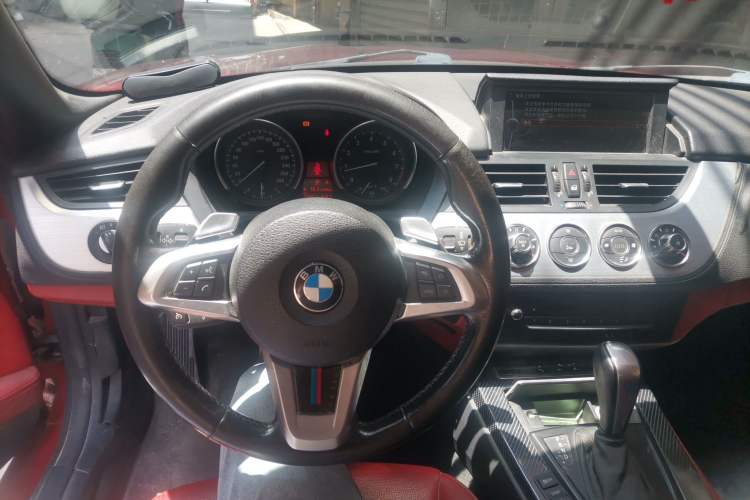 Used BMW Z4 2009 sDrive23i Leading Model Steering Wheel