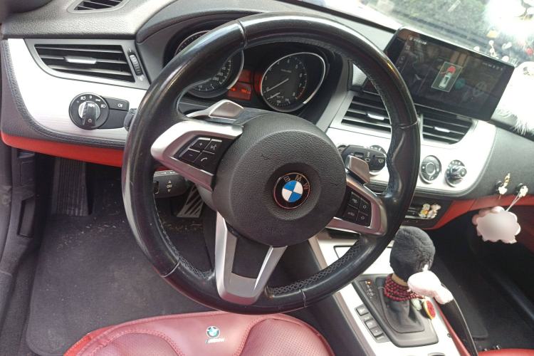 Used BMW Z4 2009 sDrive23i Leading Model Steering Wheel