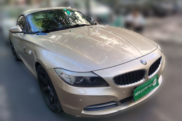 Used BMW Z4 2009 sDrive23i Leading Model Front Right 45 Deg