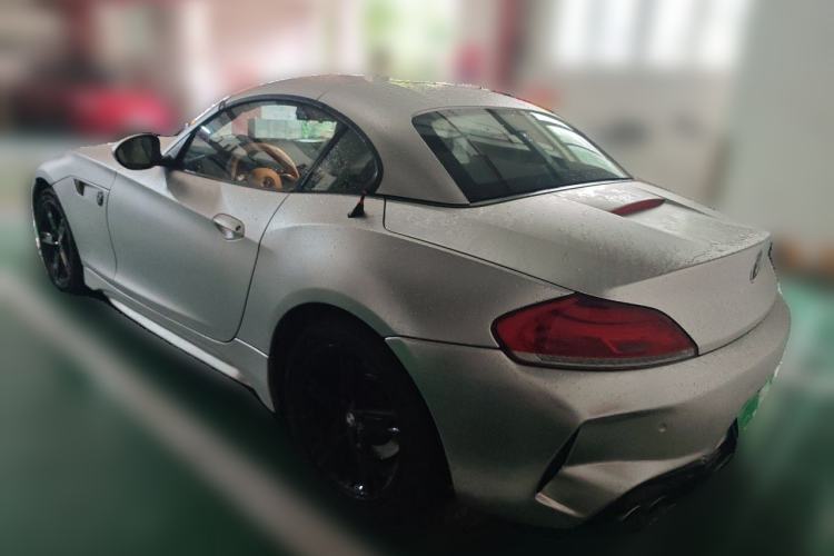Used BMW Z4 2009 sDrive23i Leading Model Rear Left 45 Deg