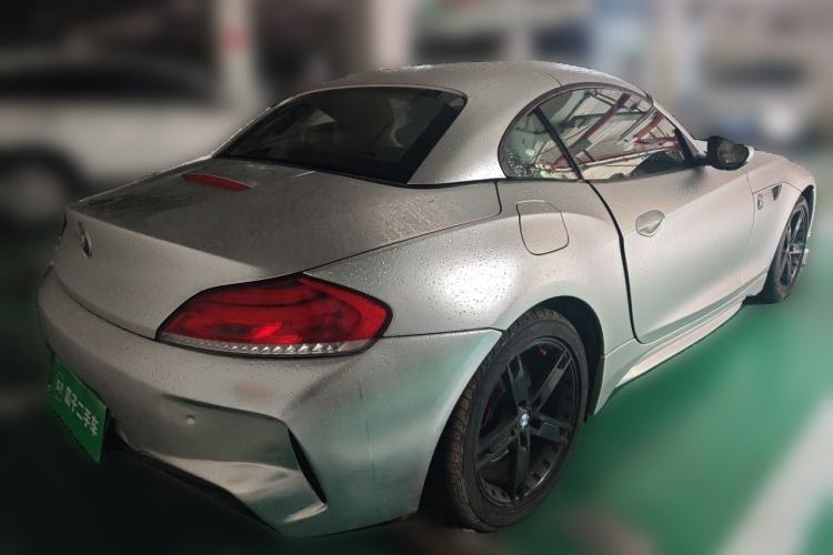 Used BMW Z4 2009 sDrive23i Leading Model Rear Right 45 Deg