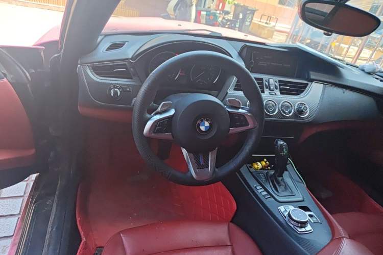 Used BMW Z4 2009 sDrive23i Leading Model Steering Wheel