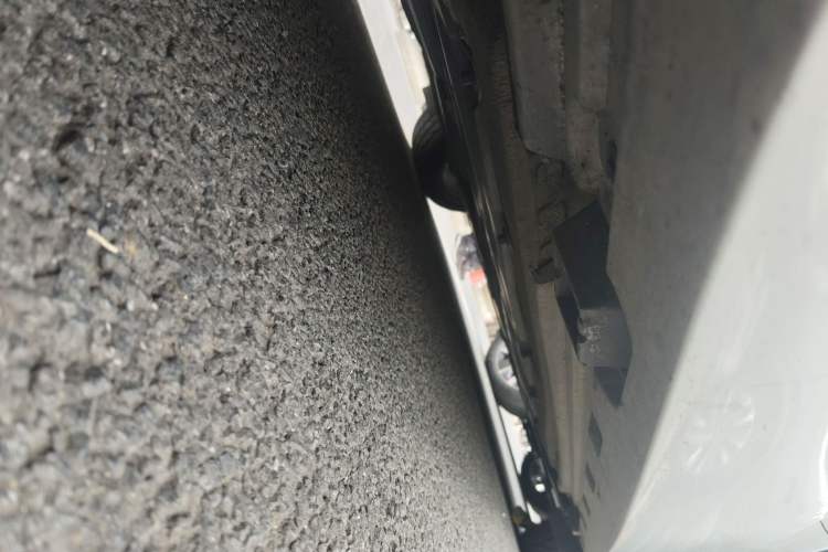 Used BMW Z4 2009 sDrive23i Leading Model Chassis Front Left