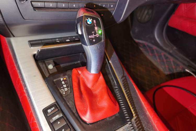 Used BMW Z4 2009 sDrive23i Leading Model Gear Lever