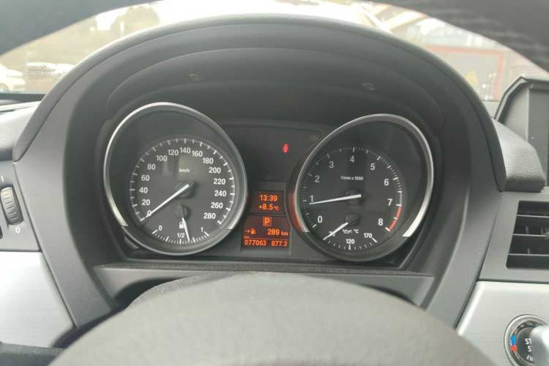 Used BMW Z4 2009 sDrive23i Leading Model Instrument Cluster