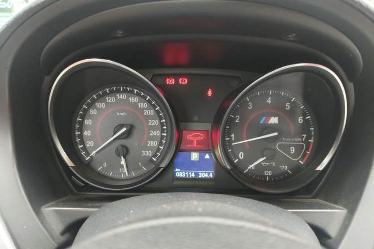 Used BMW Z4 2009 sDrive23i Leading Model Instrument Cluster
